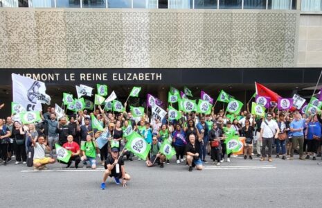 Nouveau mandat de grève pour les travailleuses et travailleurs de l’hôtel Reine Elizabeth